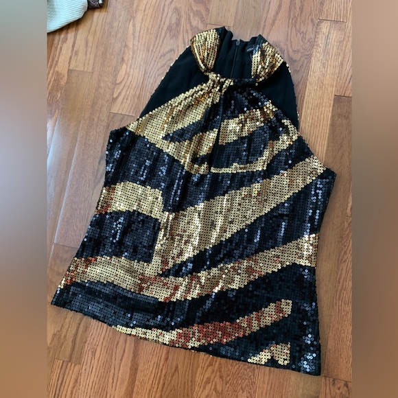Moda International Tops - MODA International Sleeveless Gold /Black Sequin Top.  Party/Holiday. Sz M.  EUC